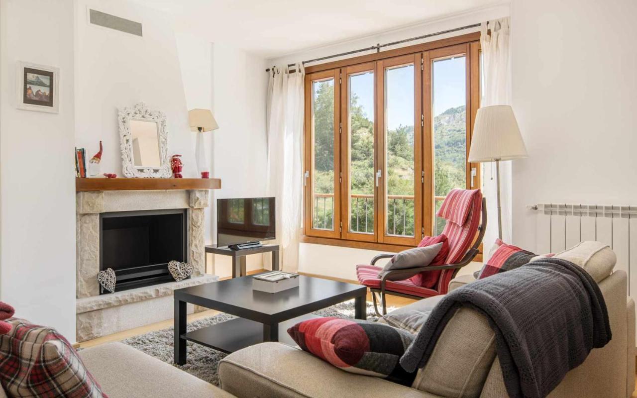 Apartament El Balcon Familiar Del Pacino Sallent de Gállego Zewnętrze zdjęcie